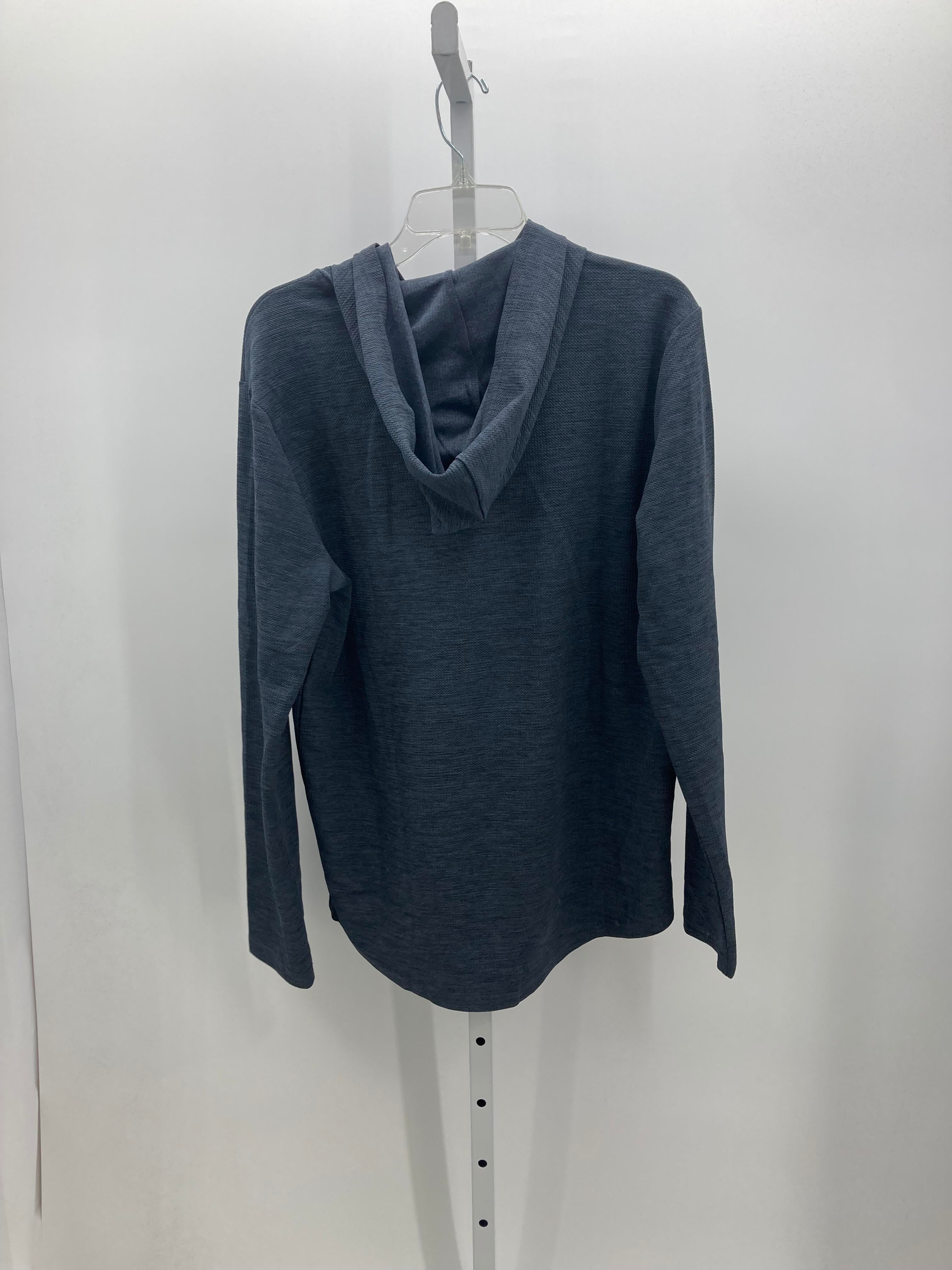 HOODED PARTIAL ZIP.
