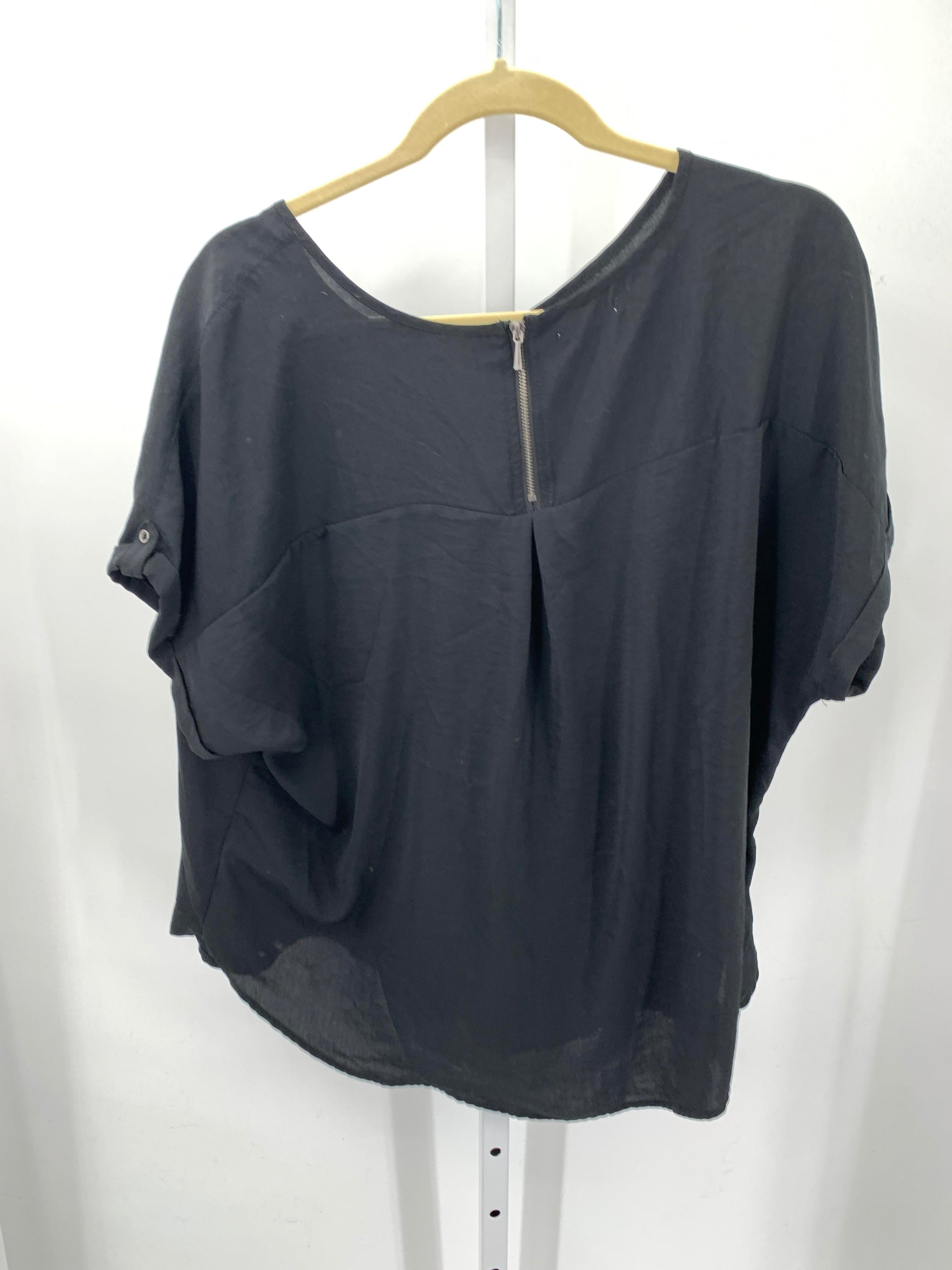 Maurices Size Extra Large Misses Short Sleeve Shirt