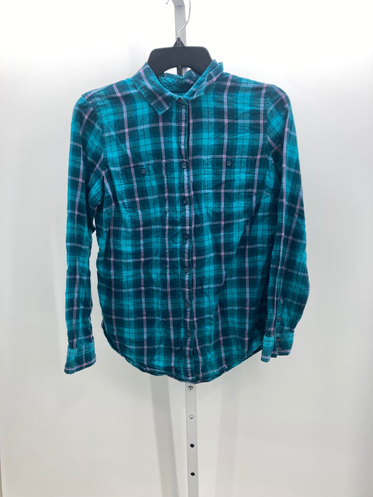 St. Johns Bay Size Medium Misses Long Sleeve Shirt