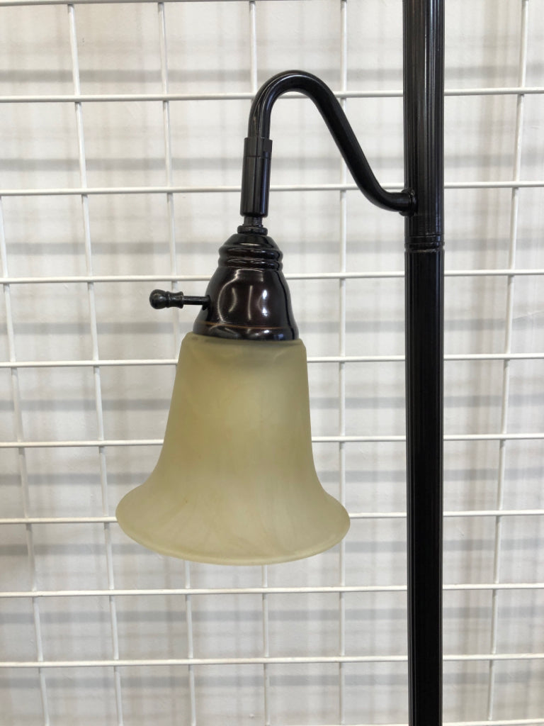 BLACK BASE TWO HEAD GLASS SHADE LAMP.
