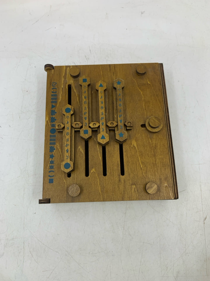 CAESAR'S CODEX PUZZLE.