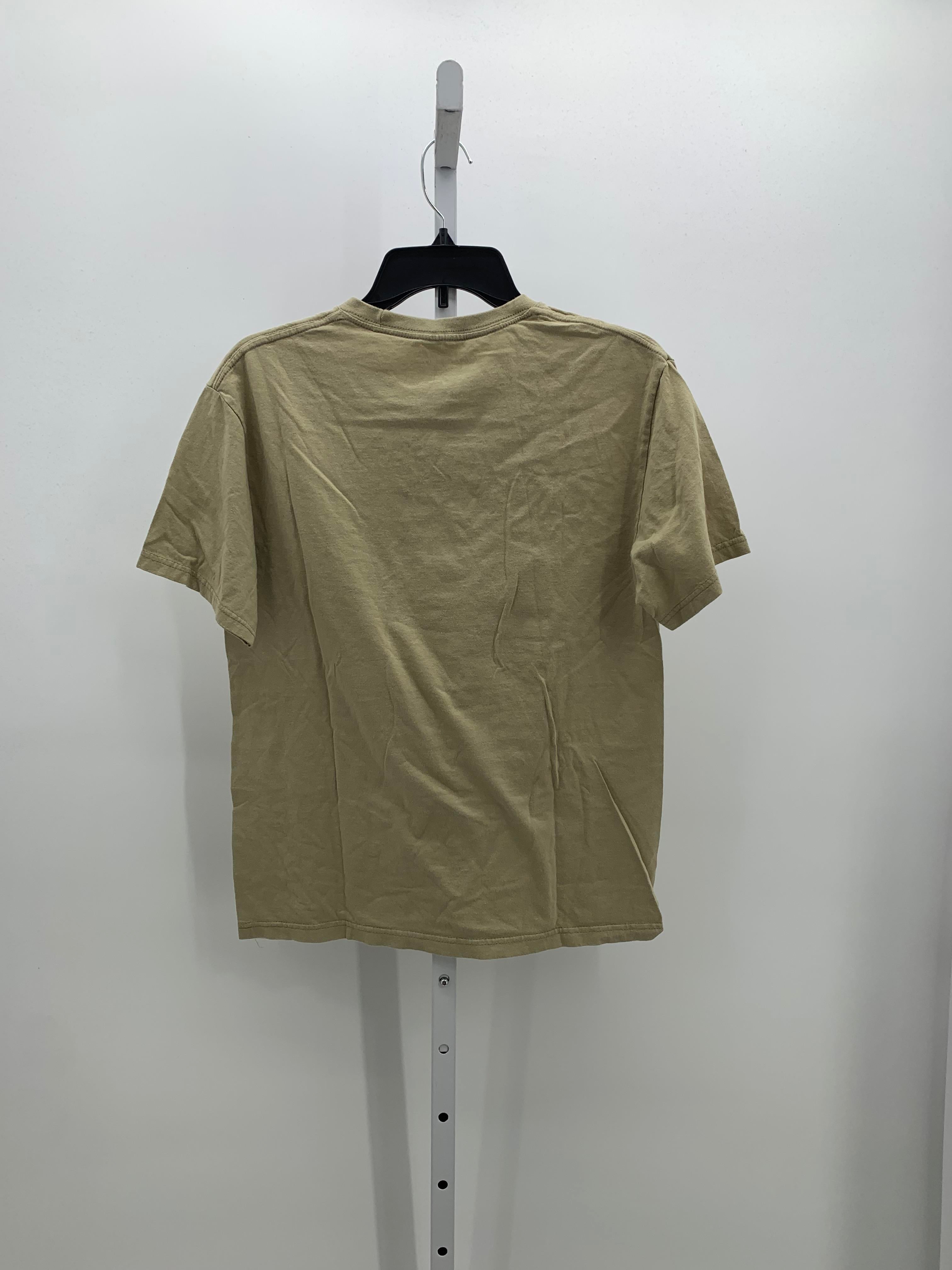 Size Medium Juniors Short Sleeve Shirt