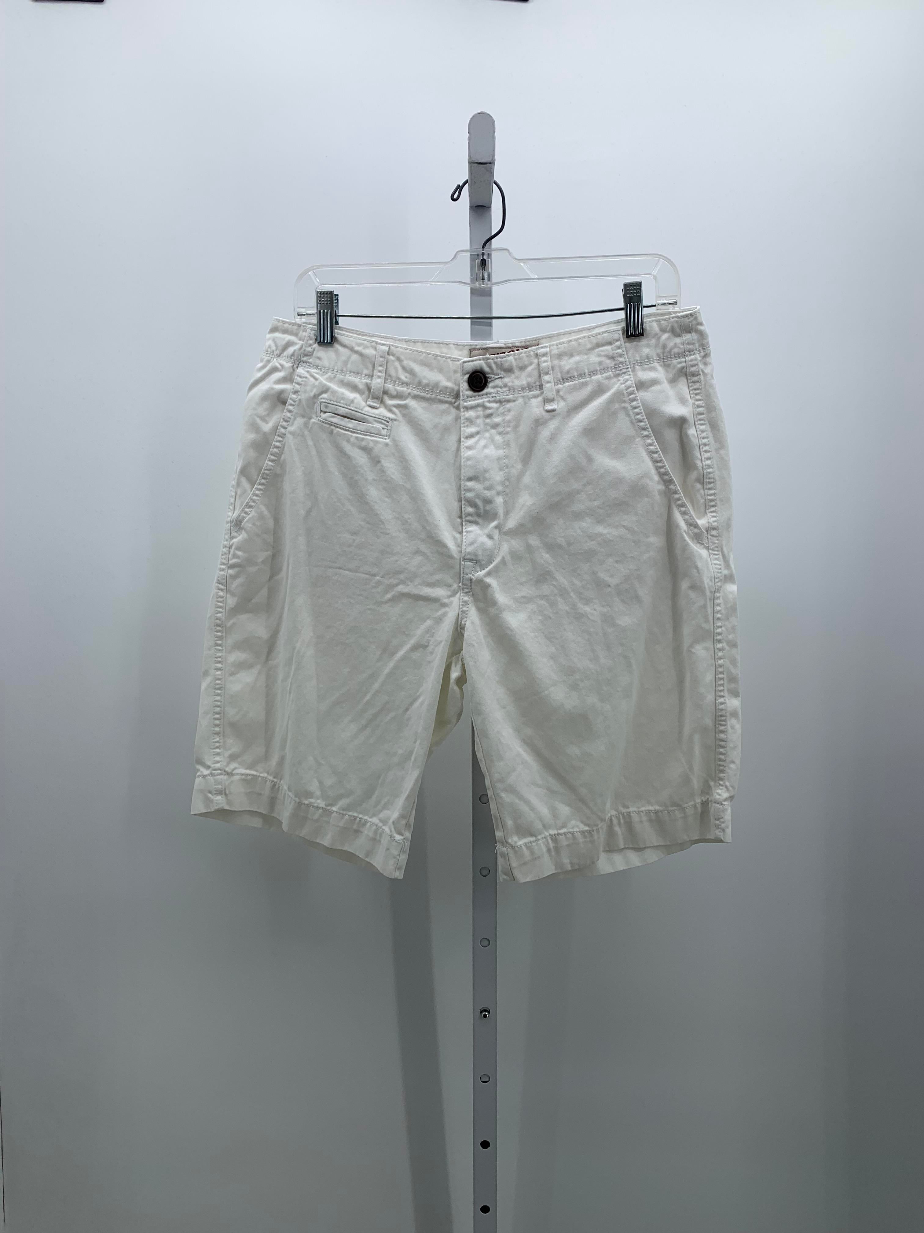 KHAKI SHORTS