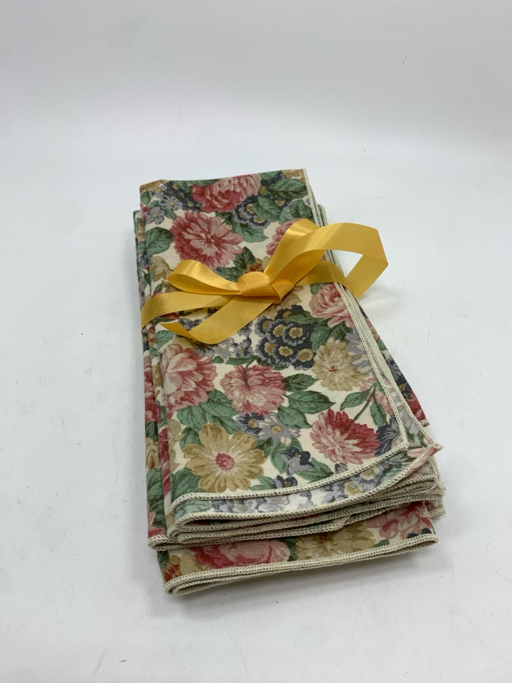 8PK FLORAL NAPKINS.