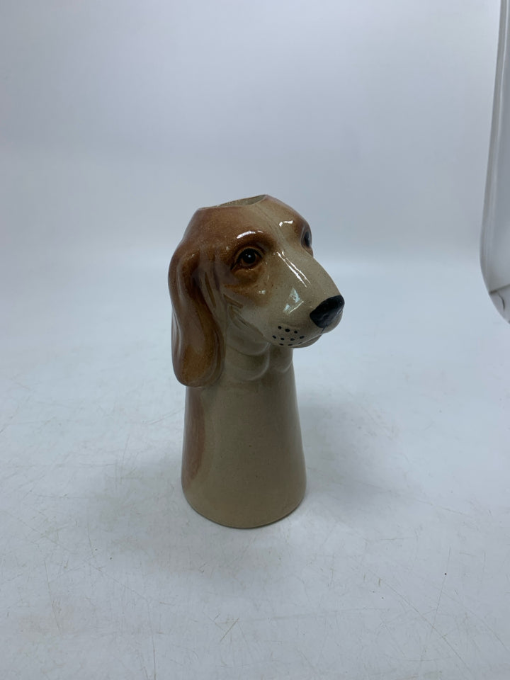 BASSET HOUND VASE.
