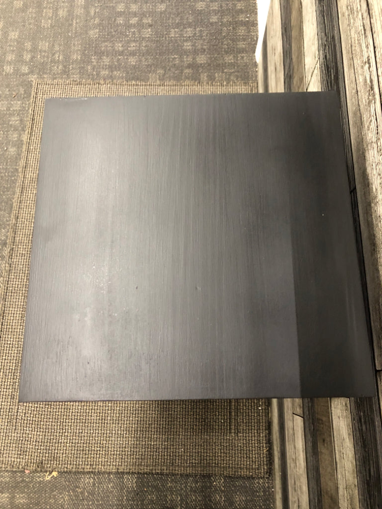 TALL BLACK TOP WOOD BOTTOM SQAURE SIDE TABLE W/ WHITE POLKA DOT KNOB.