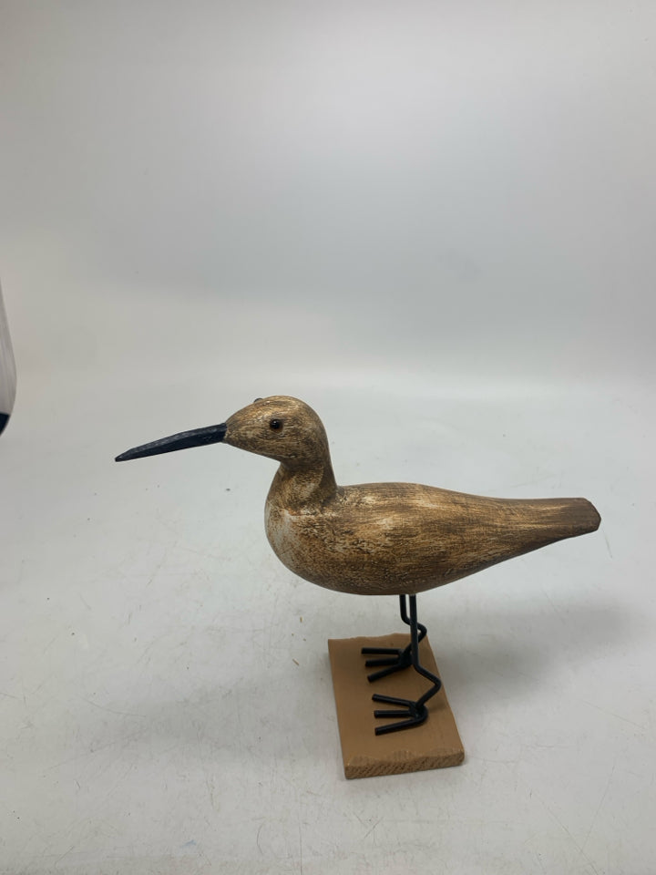 METAL FEET SAND PIPER.