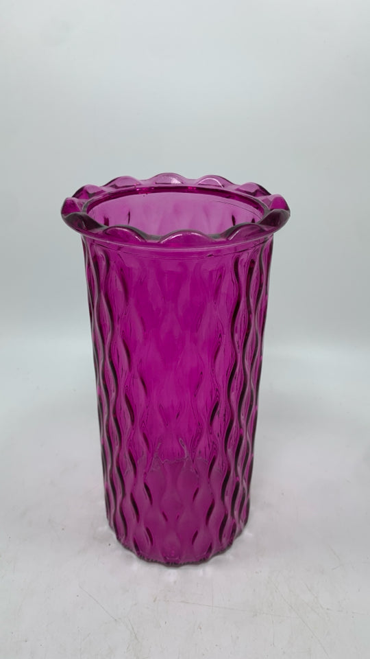PINK GLASS WAVY STYLE.