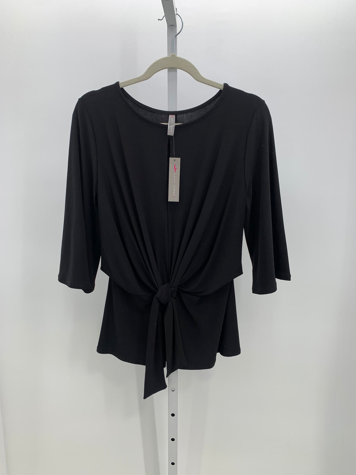 Size Small Misses 3/4 Sleeve Shirt