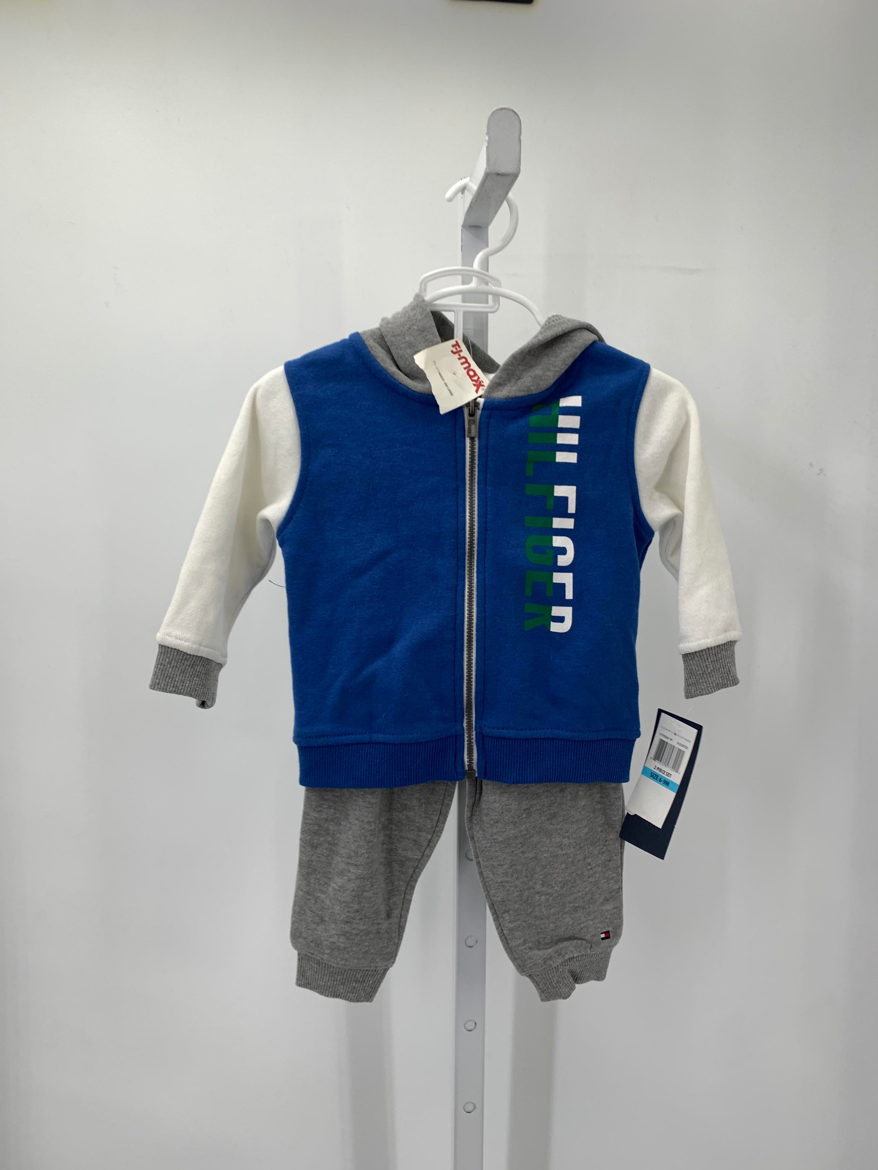 NEW HOODED ZIP JACKET AND PANTS