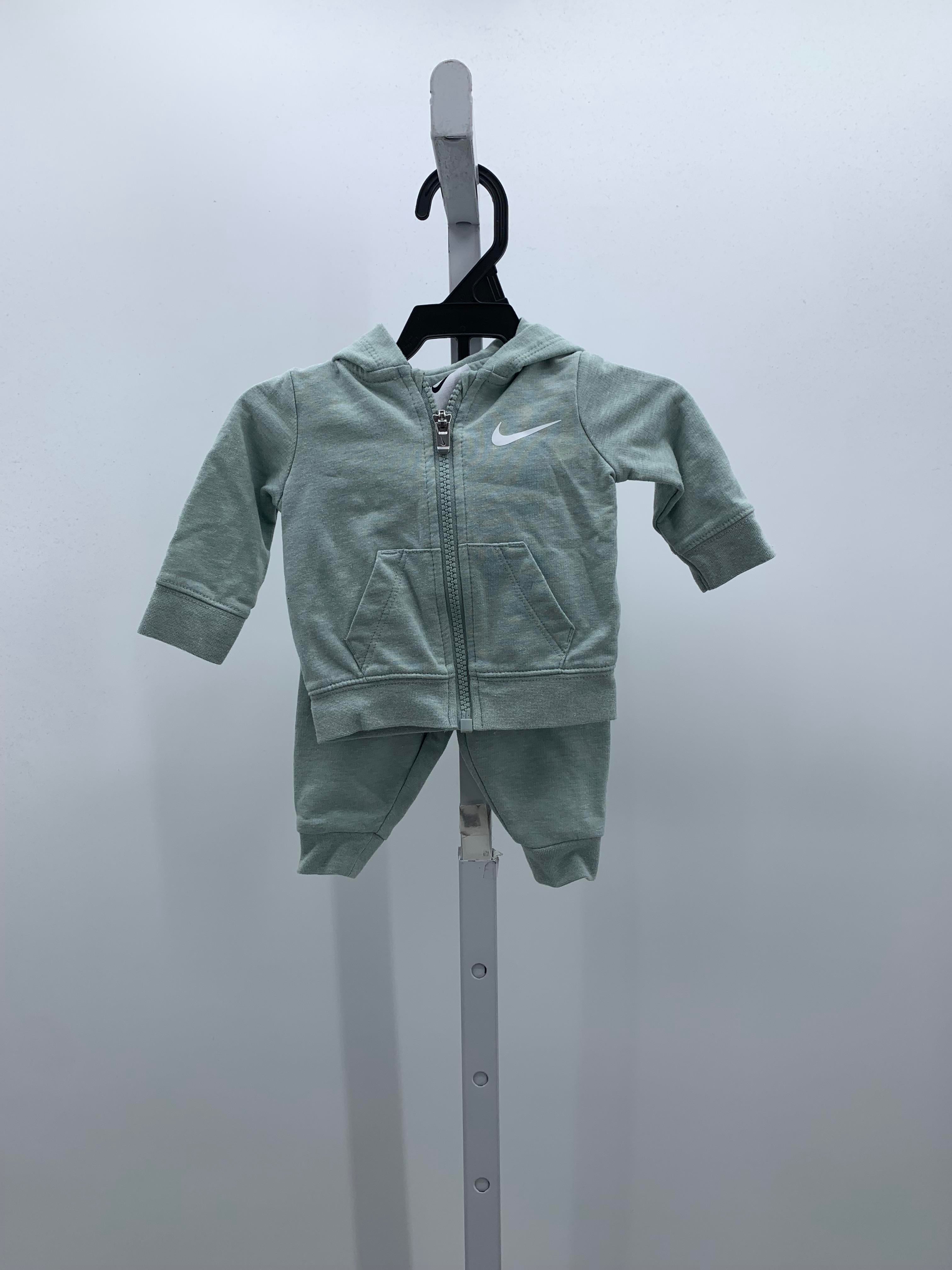 HOODED SWEAT JACKET AND PANTS
