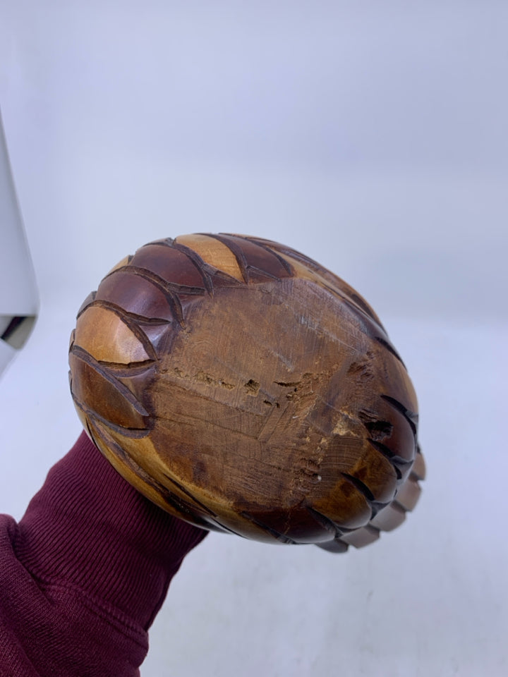 HEAVY WOOD CARVED GOOSE/DUCK.