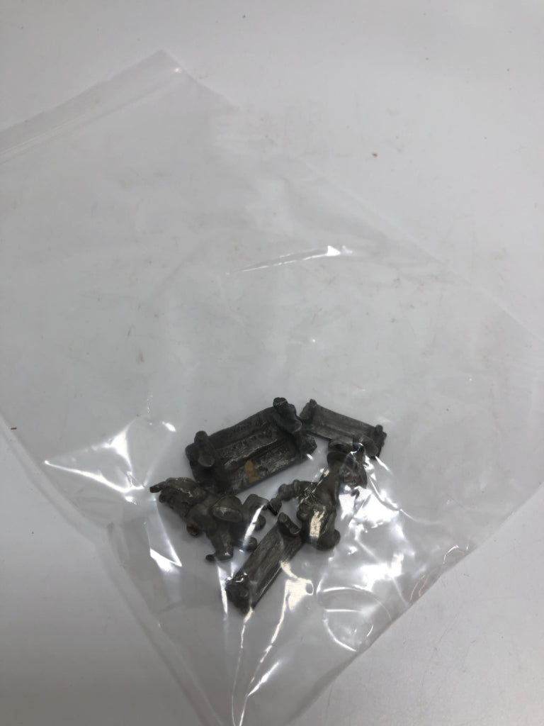 5PC HANDYMAN GNOMES IN BAG.