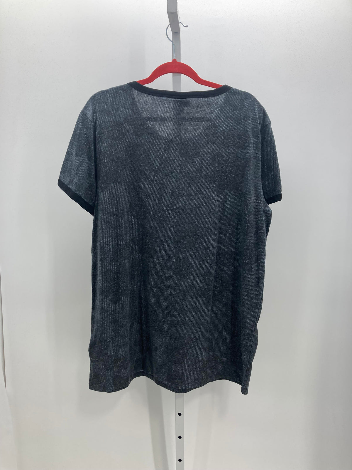Lularoe Size 3X Womens Short Sleeve Shirt