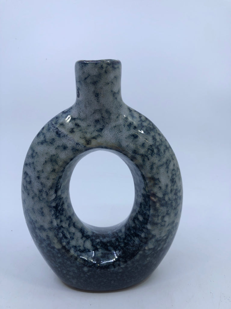 BUD VASE GREEN/BLACK TEXTURED STYLE CIRCLE HOLE.