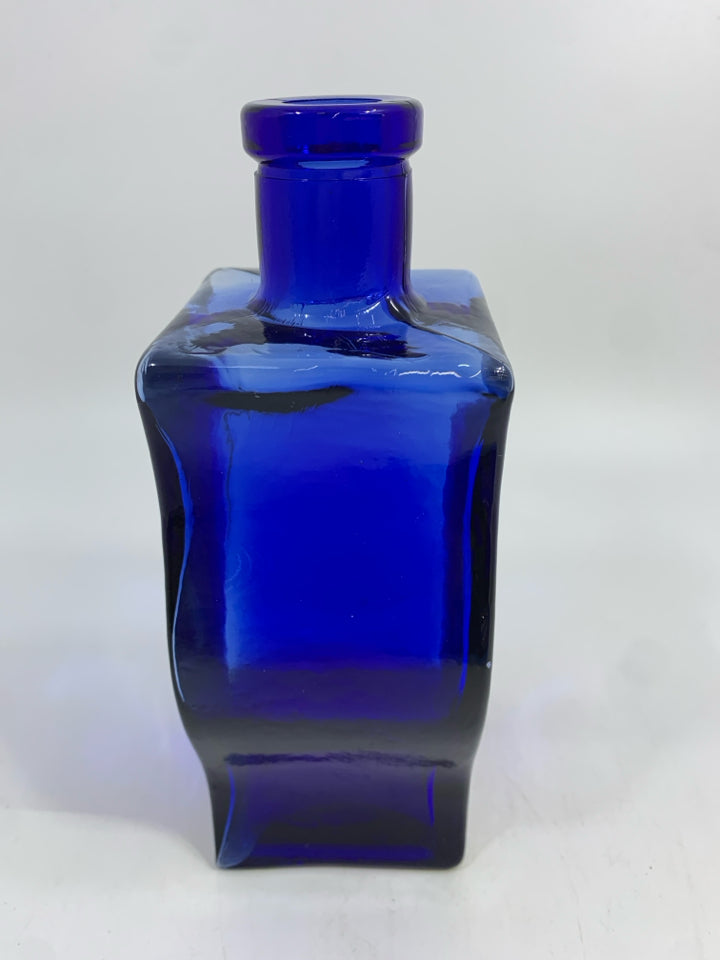 WAVY SQUARE COBALT BLUE GLASS VASE.