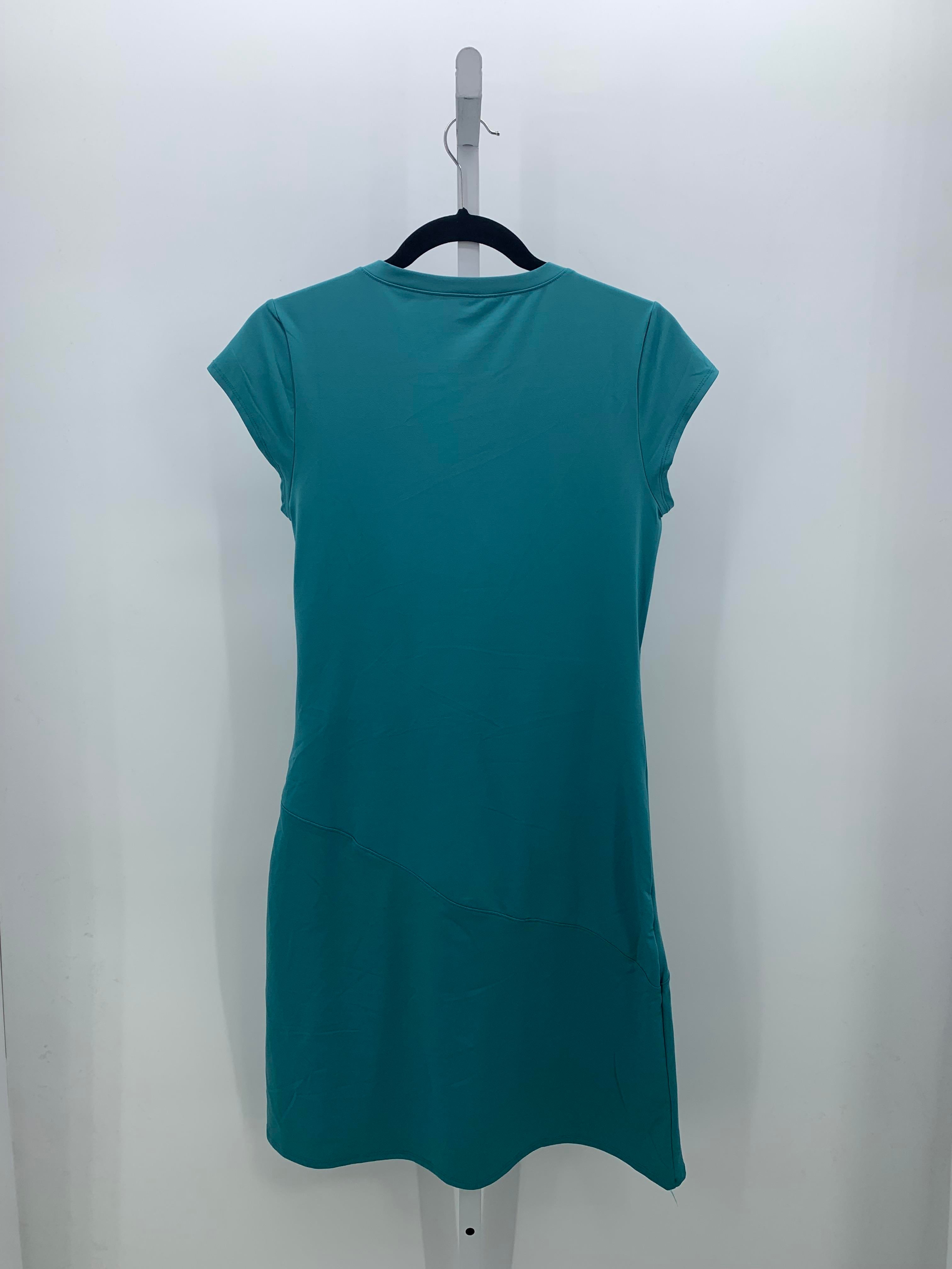 Athleta Size Medium Misses Short Sleeve Dress