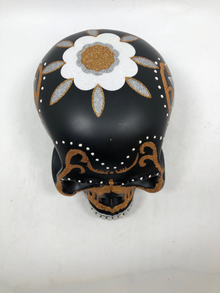 RESIN GLITTER SUGAR SKULL DECOR- CHRISTOPHER RADKO.