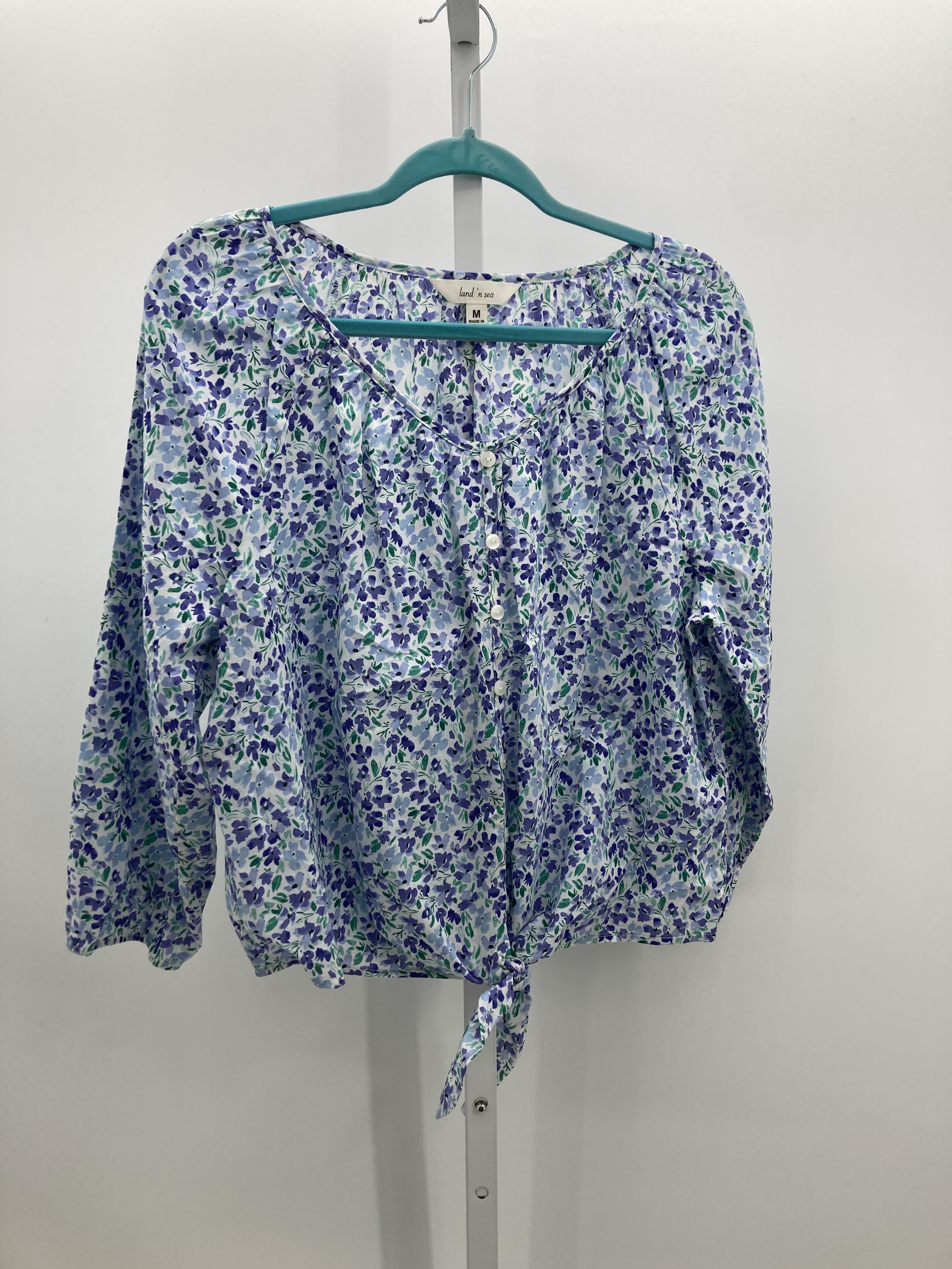 Size Medium Misses 3/4 Sleeve Shirt