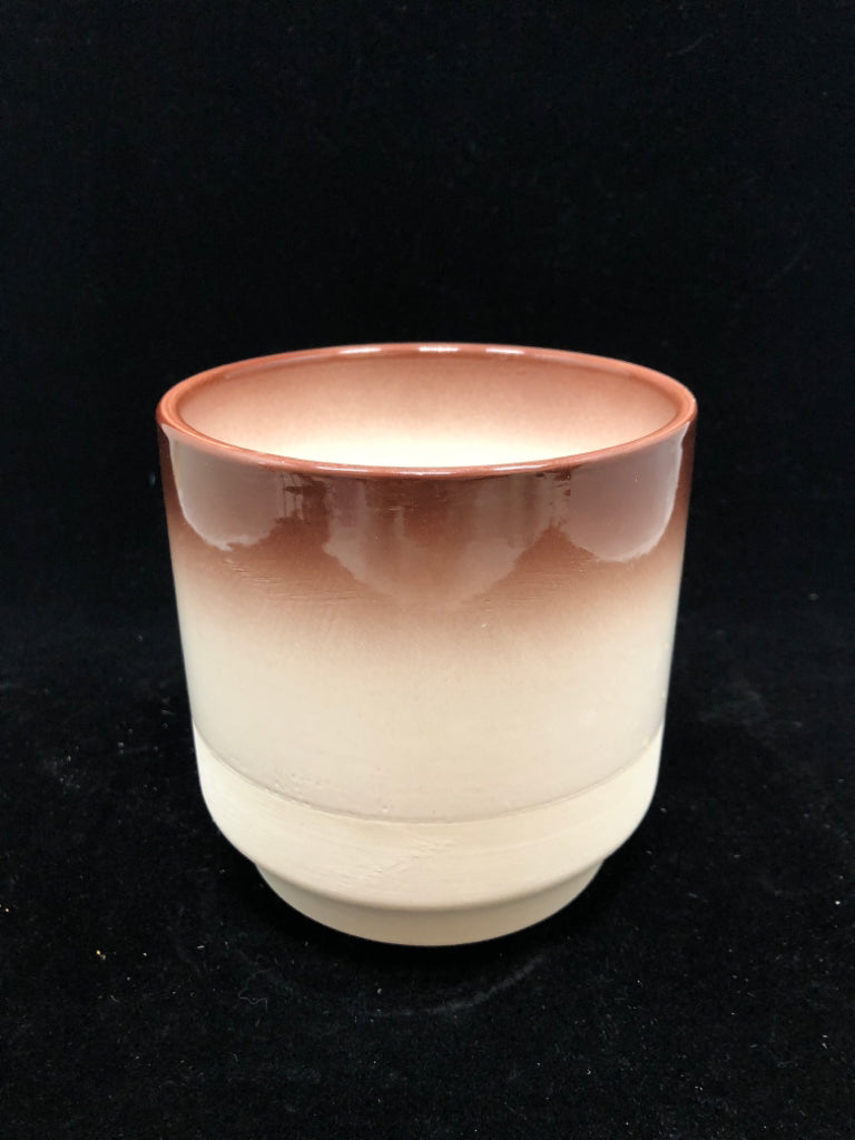 WHITE/BROWN OMBRE PLANTER.