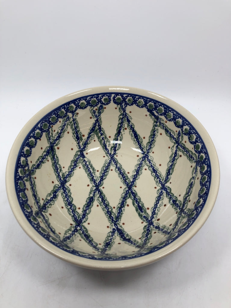 BLUE/GREEN POLISH POTTERY SERVING BOWL.