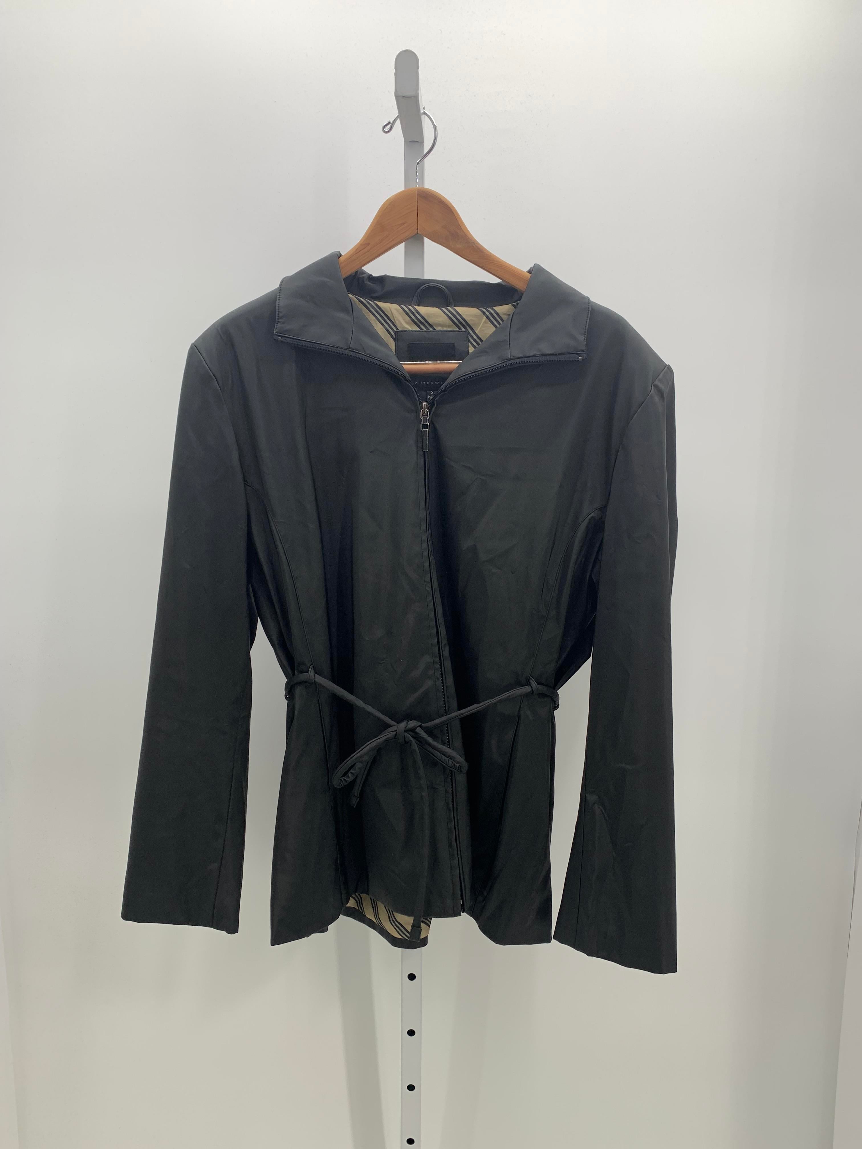 Size Extra Large Misses Lightweight Jacket