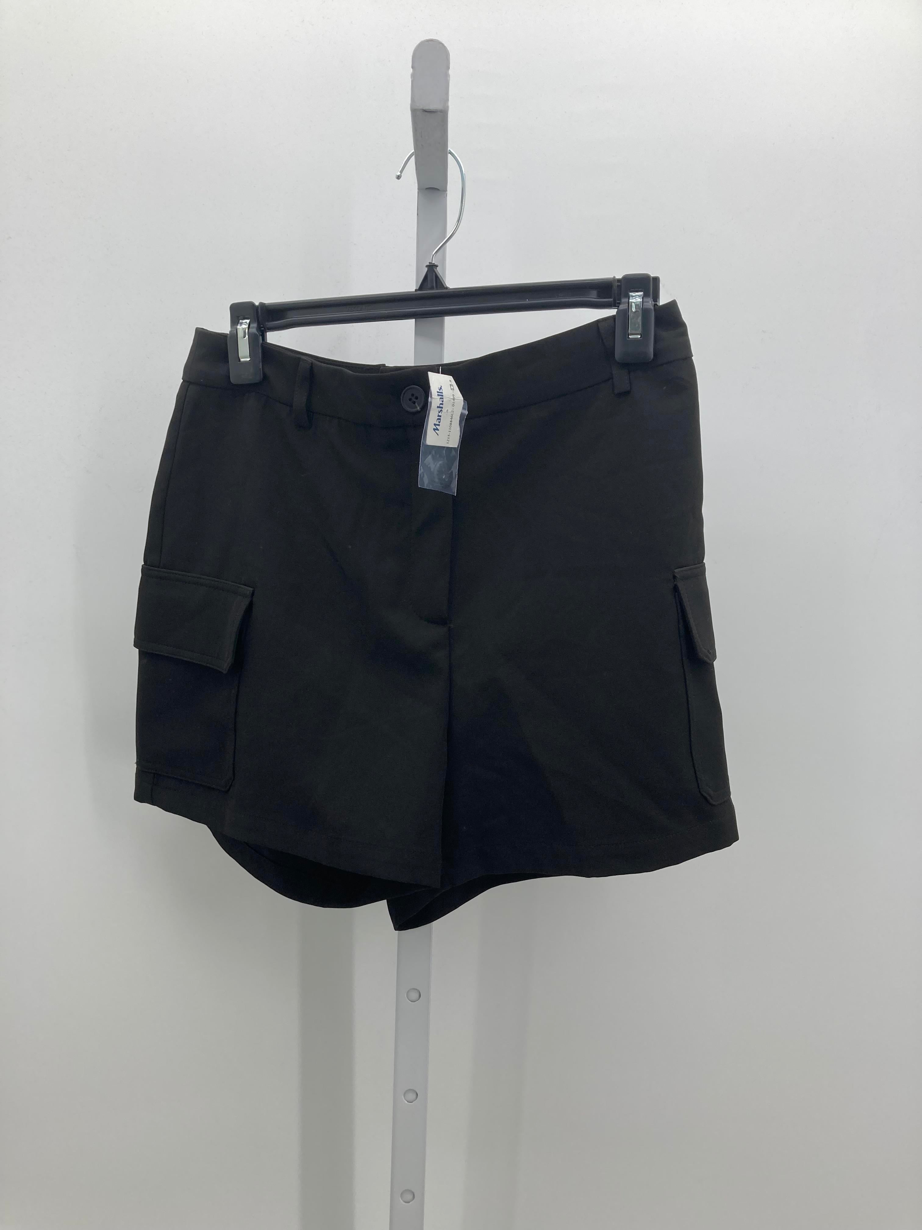 Size Medium Juniors Shorts