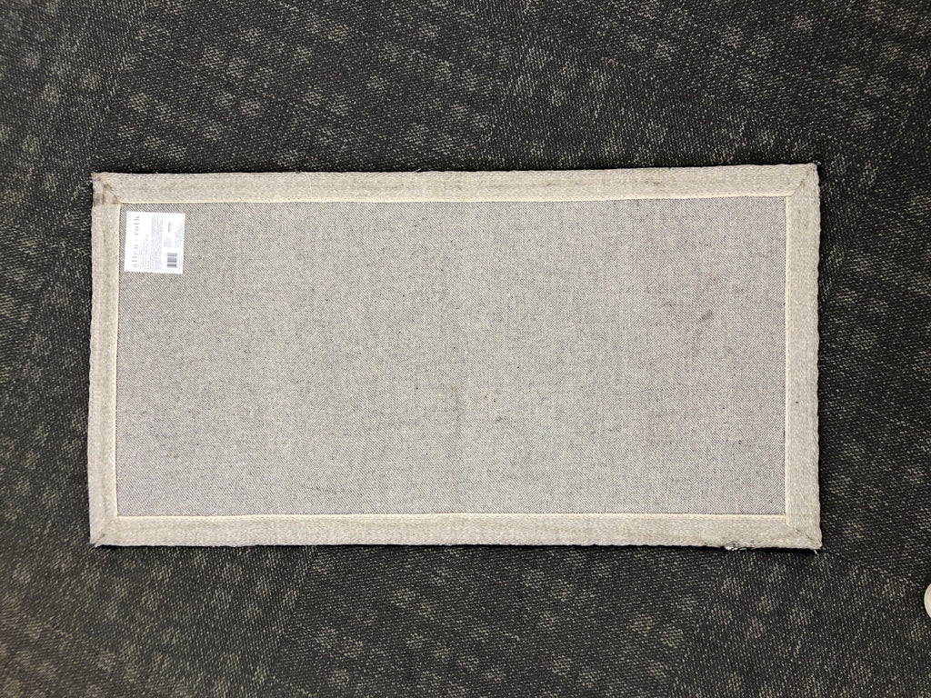 BLACK W/WHITE LINES RUG.