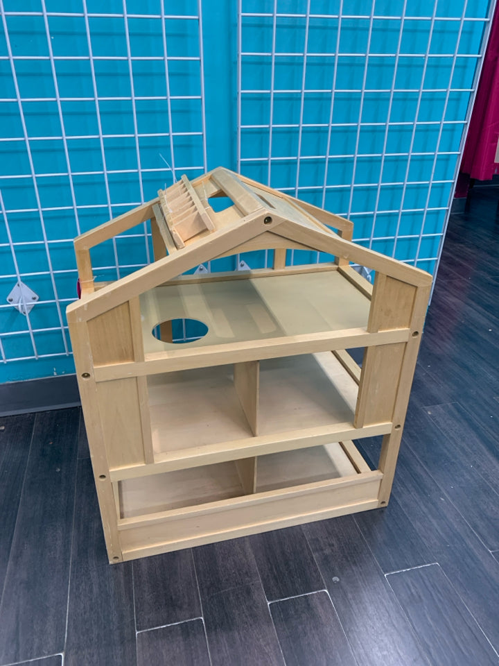ryan's Room Wooden Dollhouse w/ Ladder