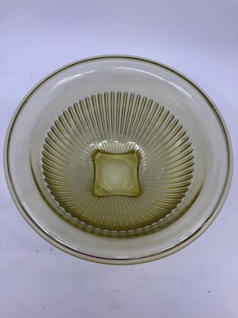 3 VTG YELLOW RIBBED GLASS NESTING BOWLS.