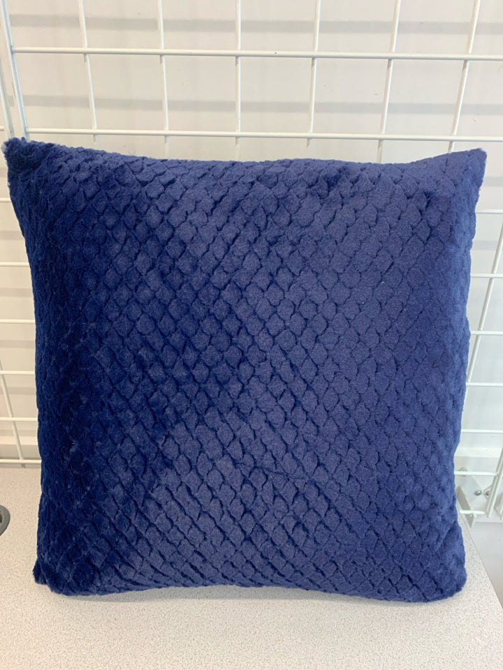 DARK BLUE GEOMETRIC FUZZY PILLOW.