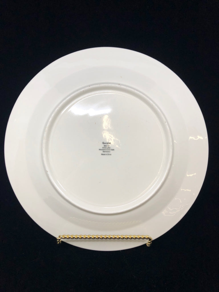 CREAM SERVING PLATE W/EMBOSSED LEAVES.