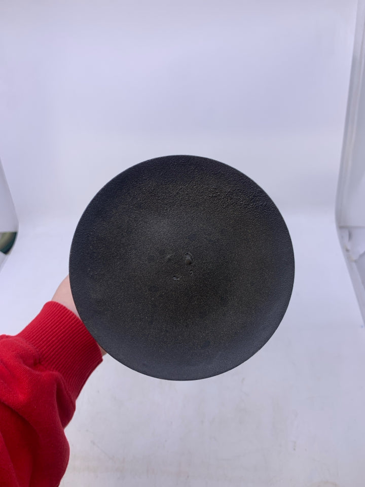 BLACK SCROLL METAL PILLAR CANDLE HOLDER.