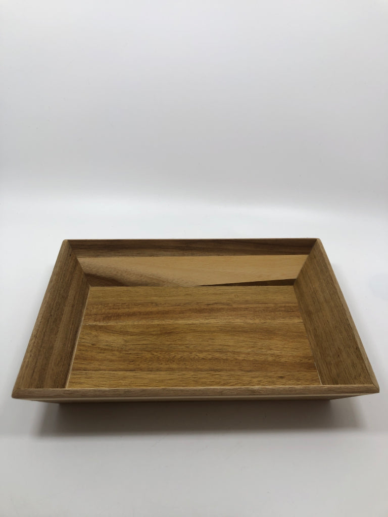 SM WOODEN TRAY W/RAISED SIDES.