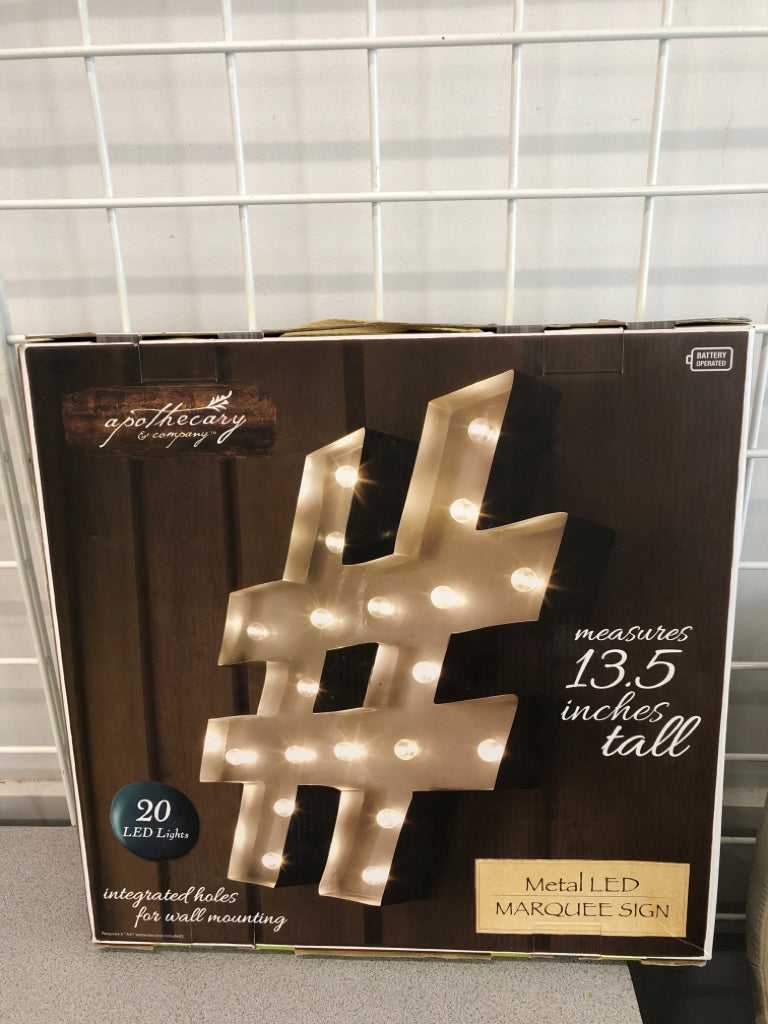 NIB HASHTAG LIGHT UP SIGN.