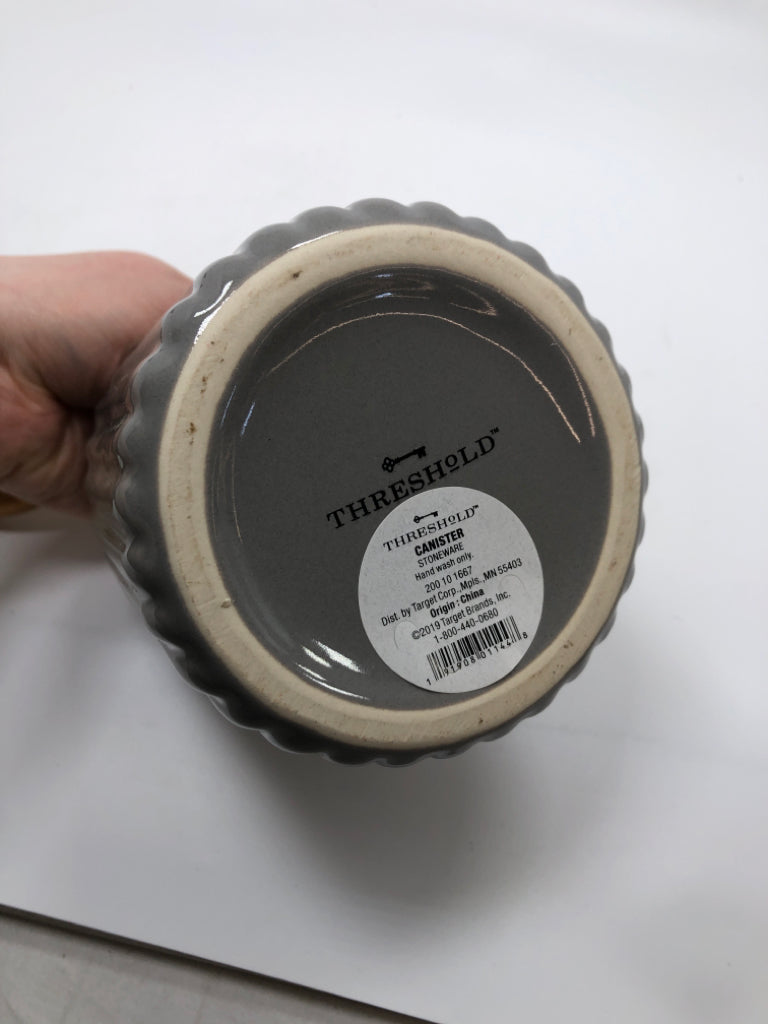 GREY CANISTER W/WOODEN LID.