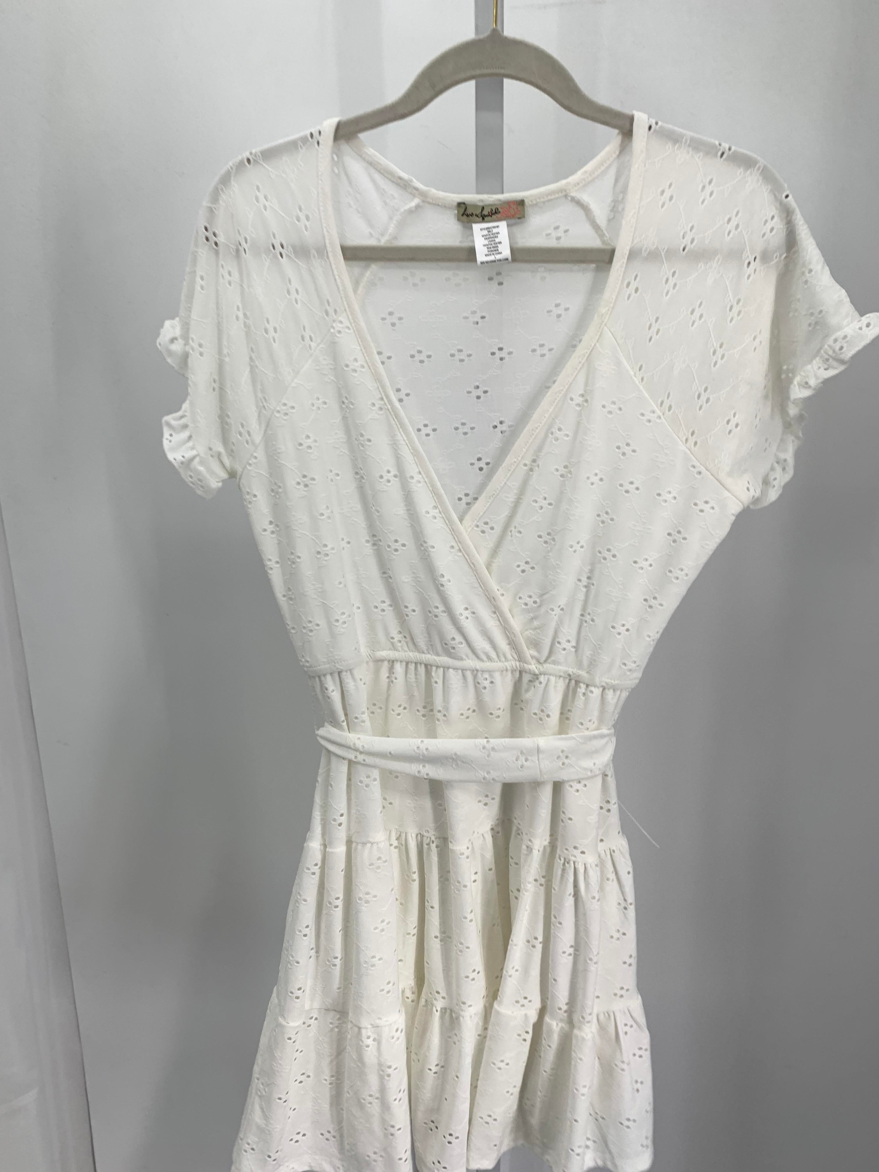 Love Squared Size Large Juniors Short Sleeve Dress