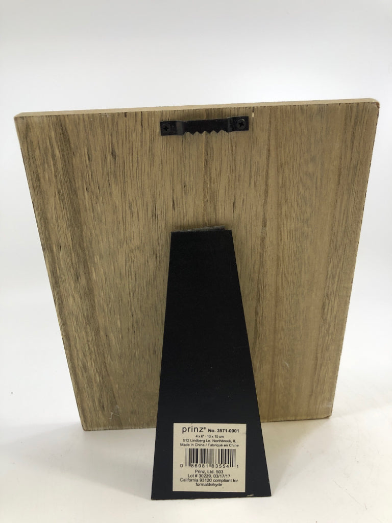 TEAL WHITE STRIPE CLIP PHOTO FRAME.