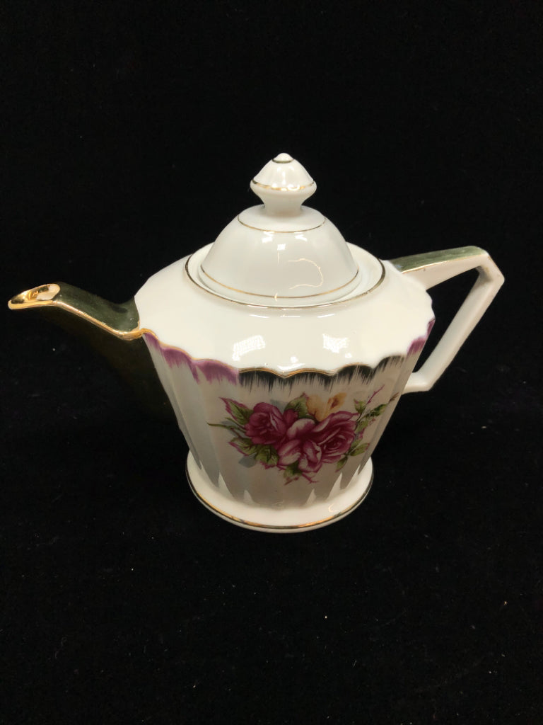VTG ROSE & GOLD TEAPOT.