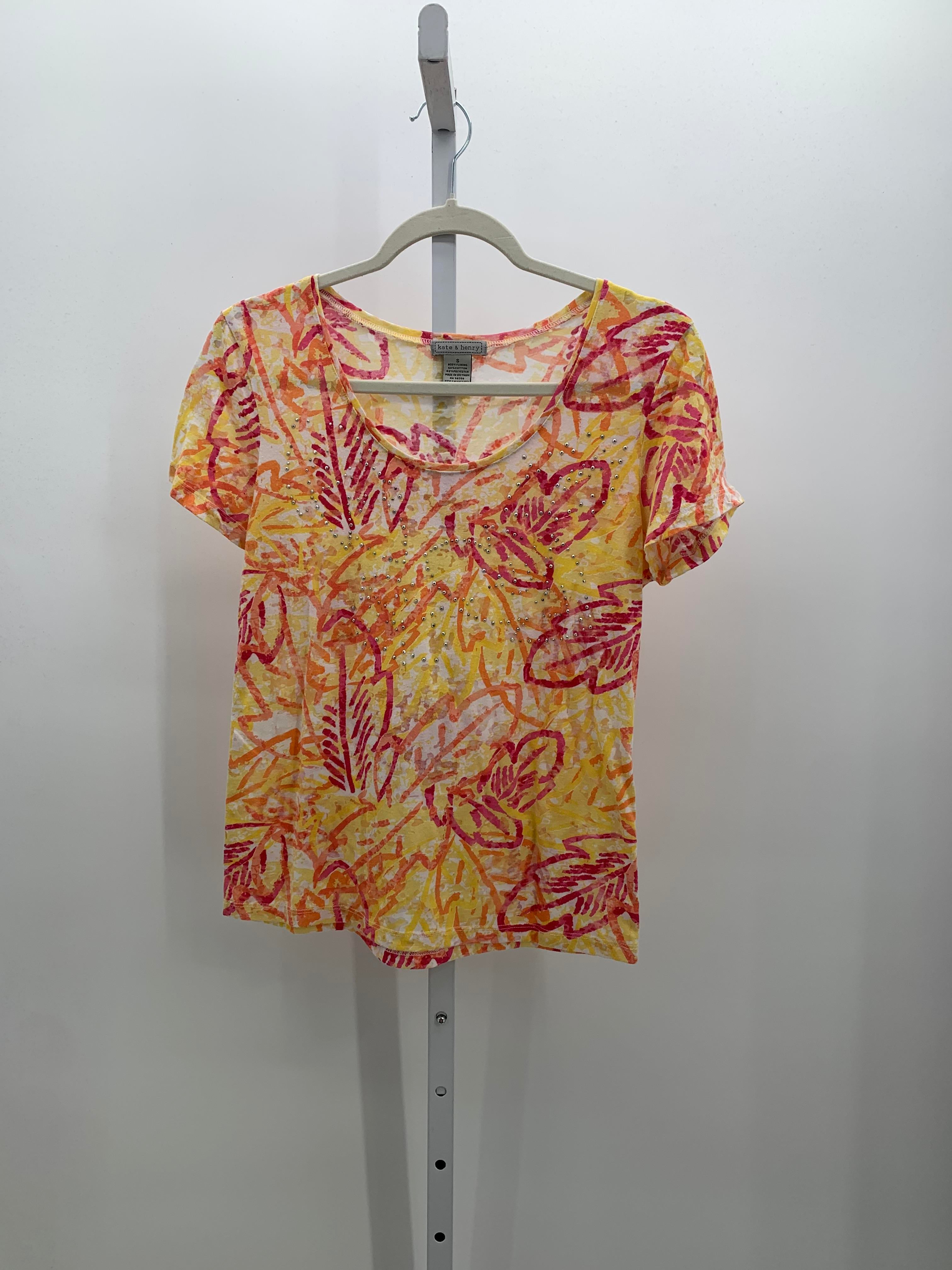 Size Small Misses Short Sleeve Shirt