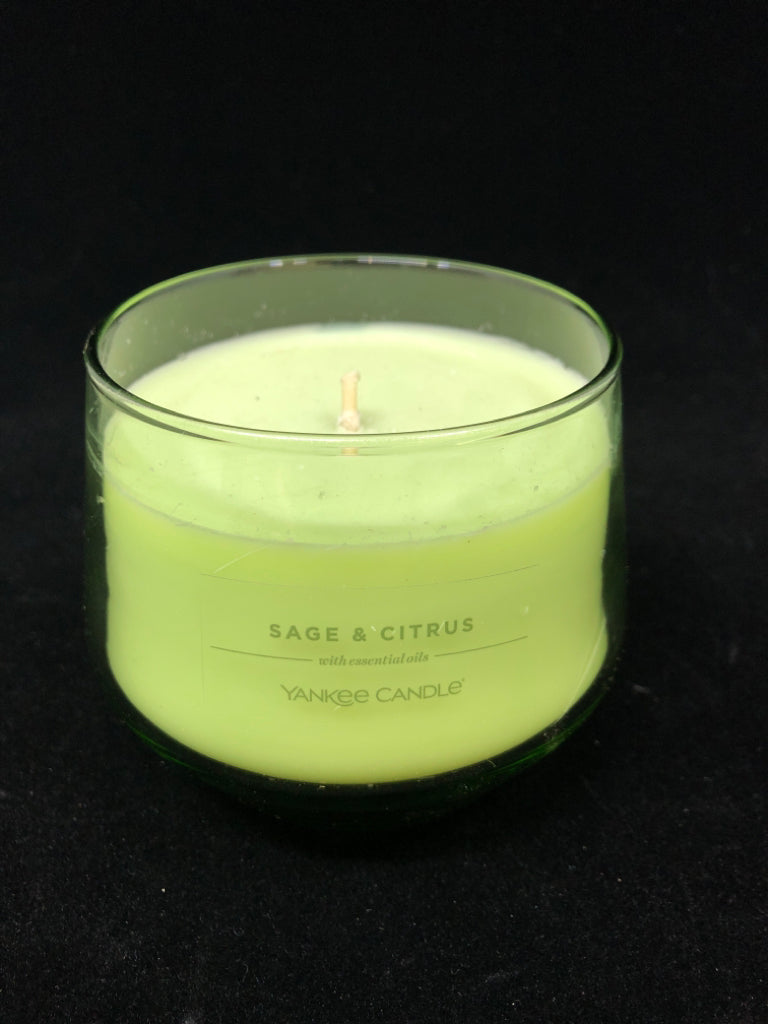 SAGE & CITRUS YANKEE CANDLE.