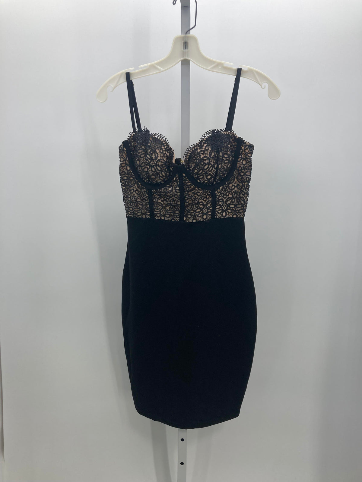Mind Code Size Medium Juniors Sleeveless Dress