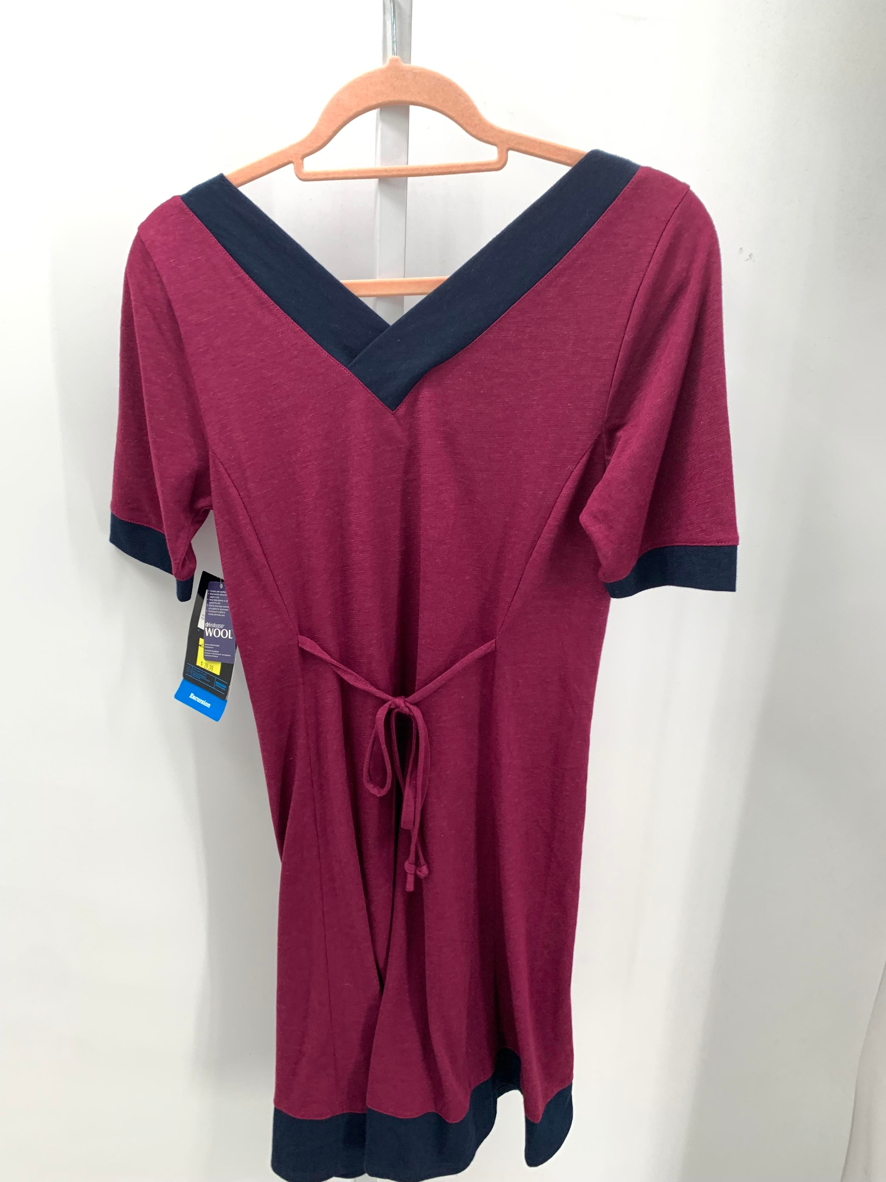 Eastern Mountain Size X Small Misses Short Sleeve Dress