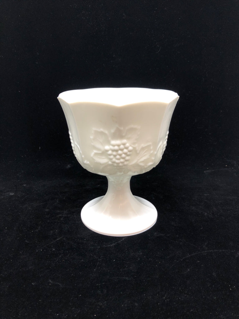 VTG MILK GLASS GRAPES CUP PLANTER.