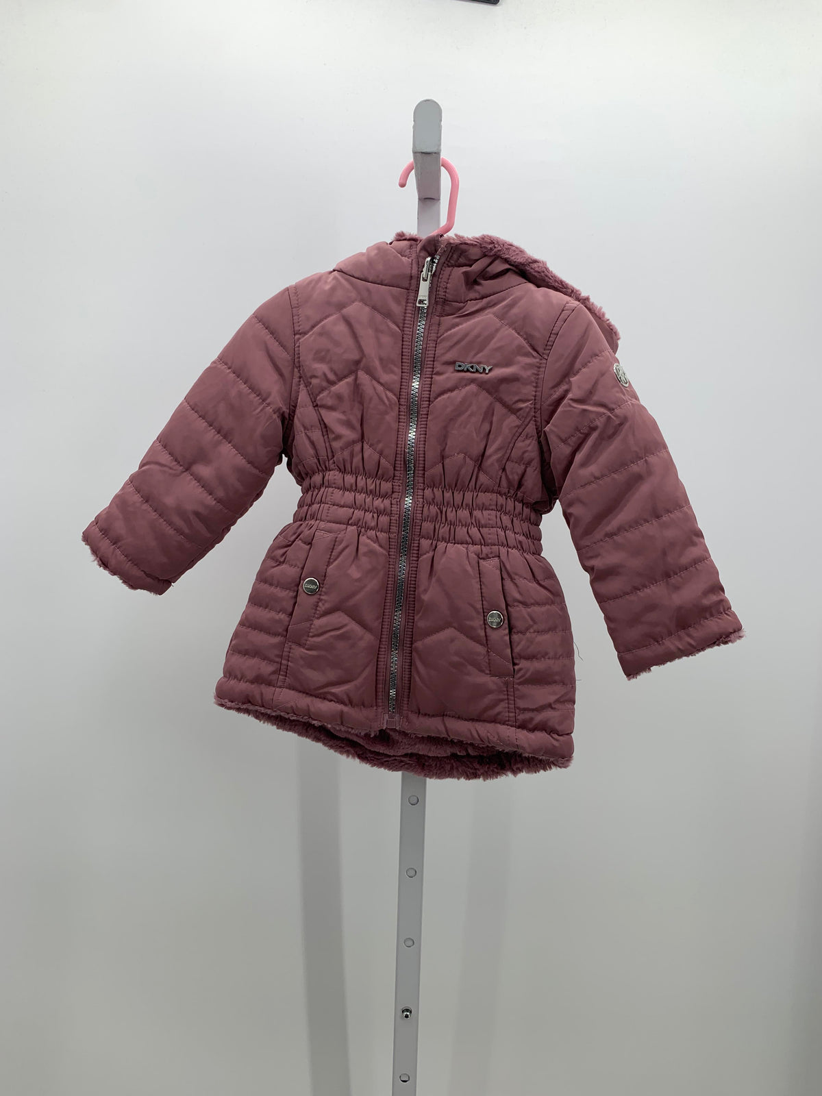 HOODED FAUX FUR REVERSIBLE.