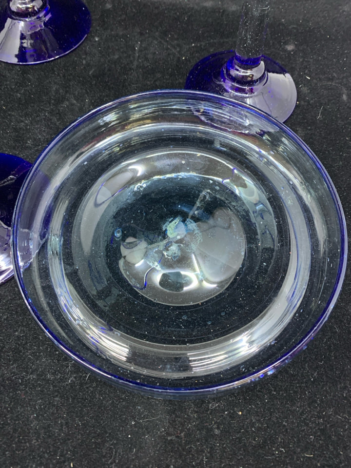 6PC BLOWN GLASS 5 MARGARITA GLASS AND A SALT RIM BOWL.