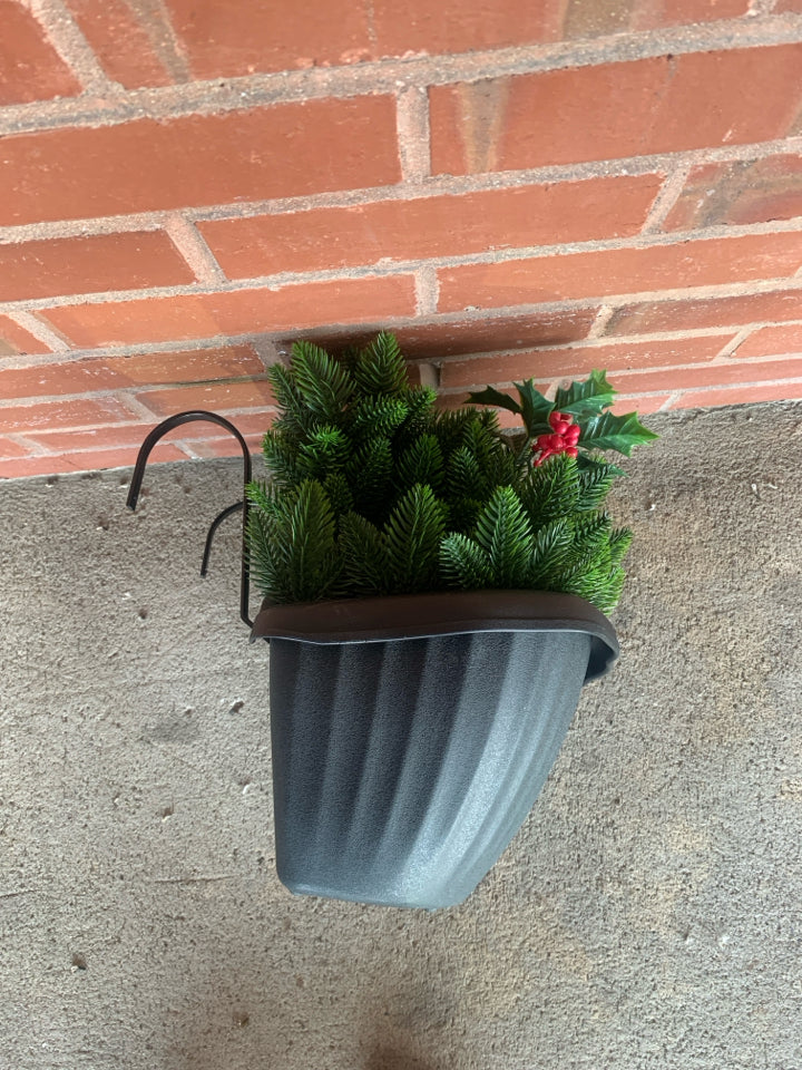 ARTIFICIAL HOLIDAY ARRANGEMENT IN BLACK HANGING POT.