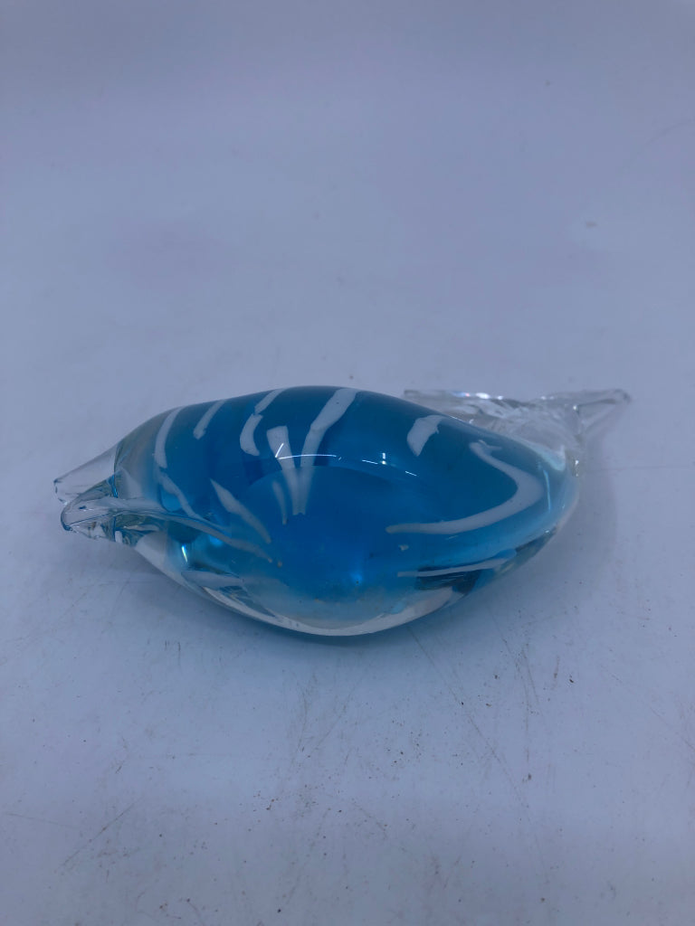 DOLPHIN GLASS FIGURE.