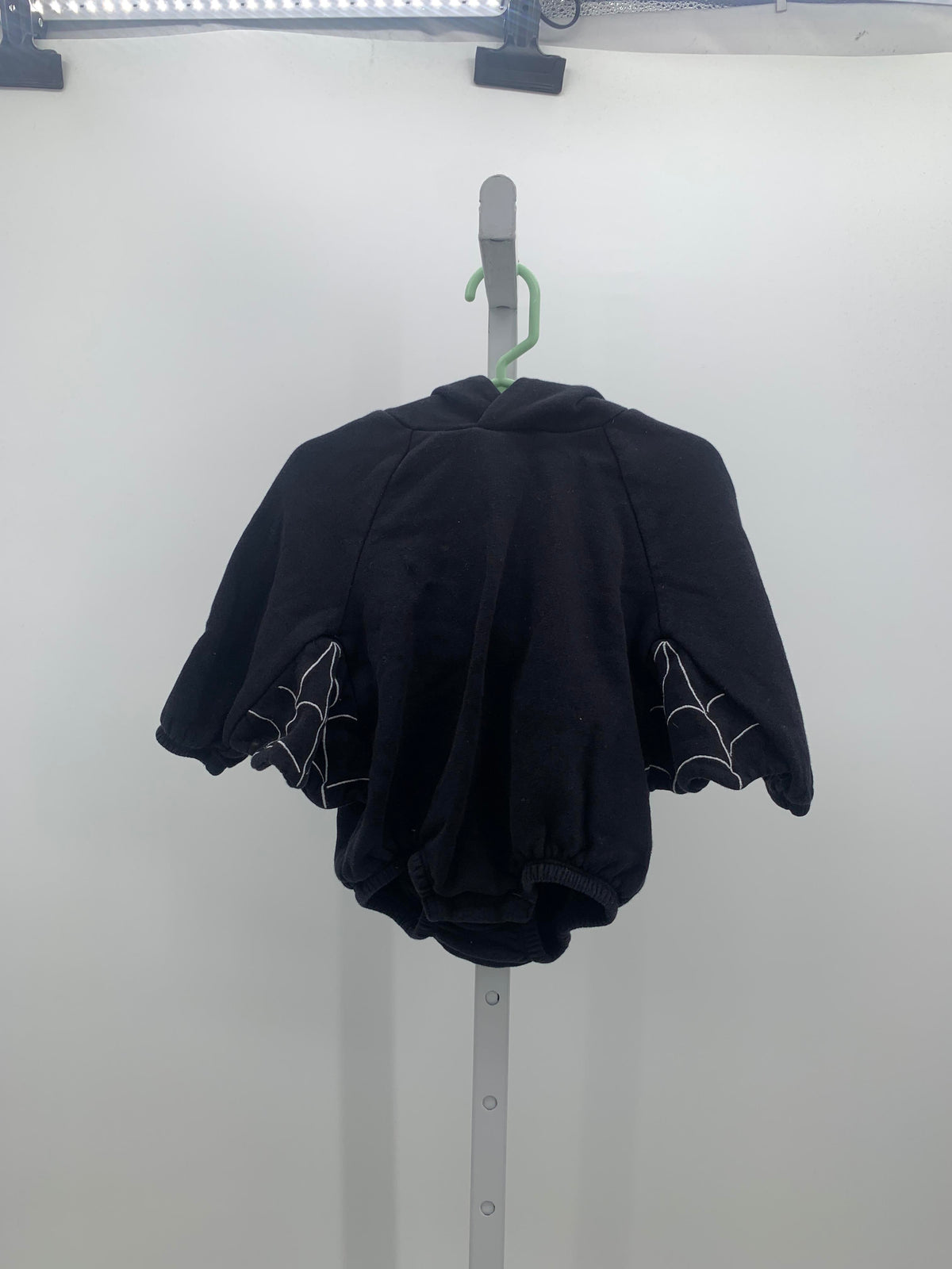 HOODED BAT KNIT