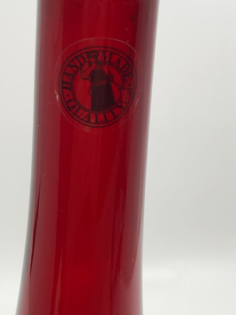 NARROW-NECK RED GLASS VASE.